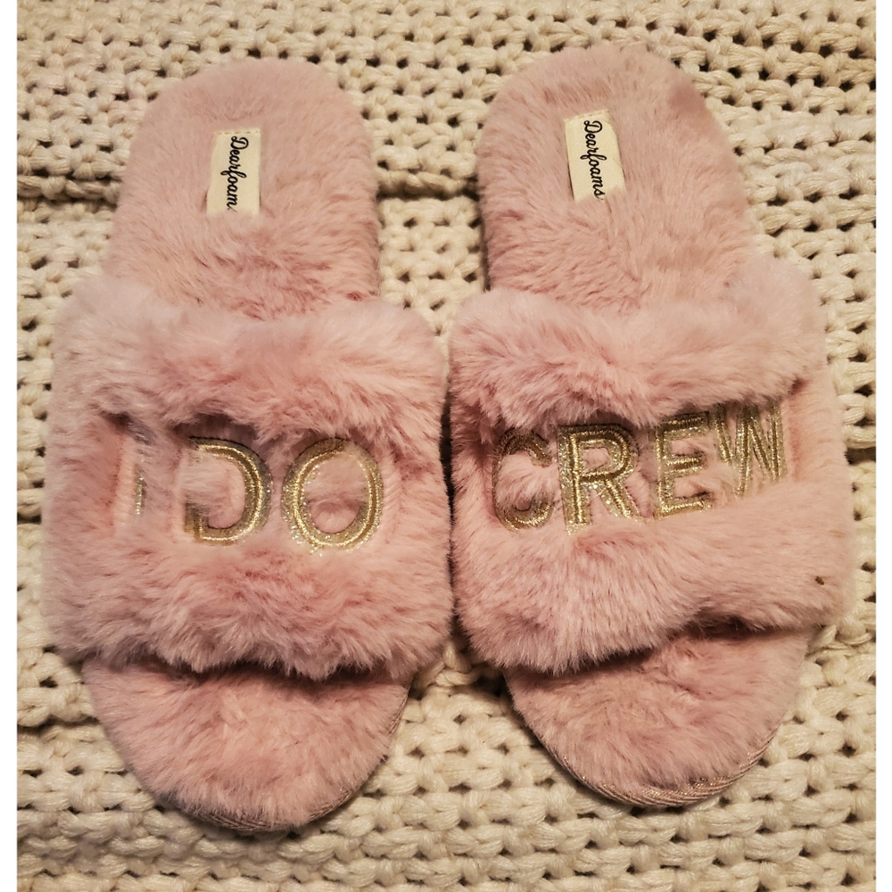 I Do Crew Pink Dearfoams Slippers